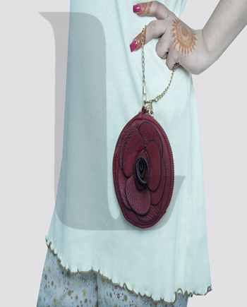 Rose-Shape Wristlette