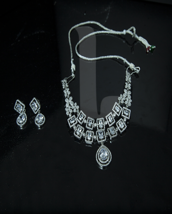 Square-cut White Zircon Set
